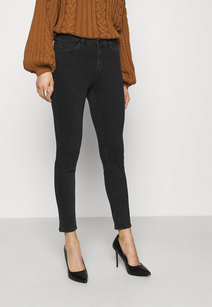 Jean Anna Field Slim Fit Noir Femme | NXM-6646088